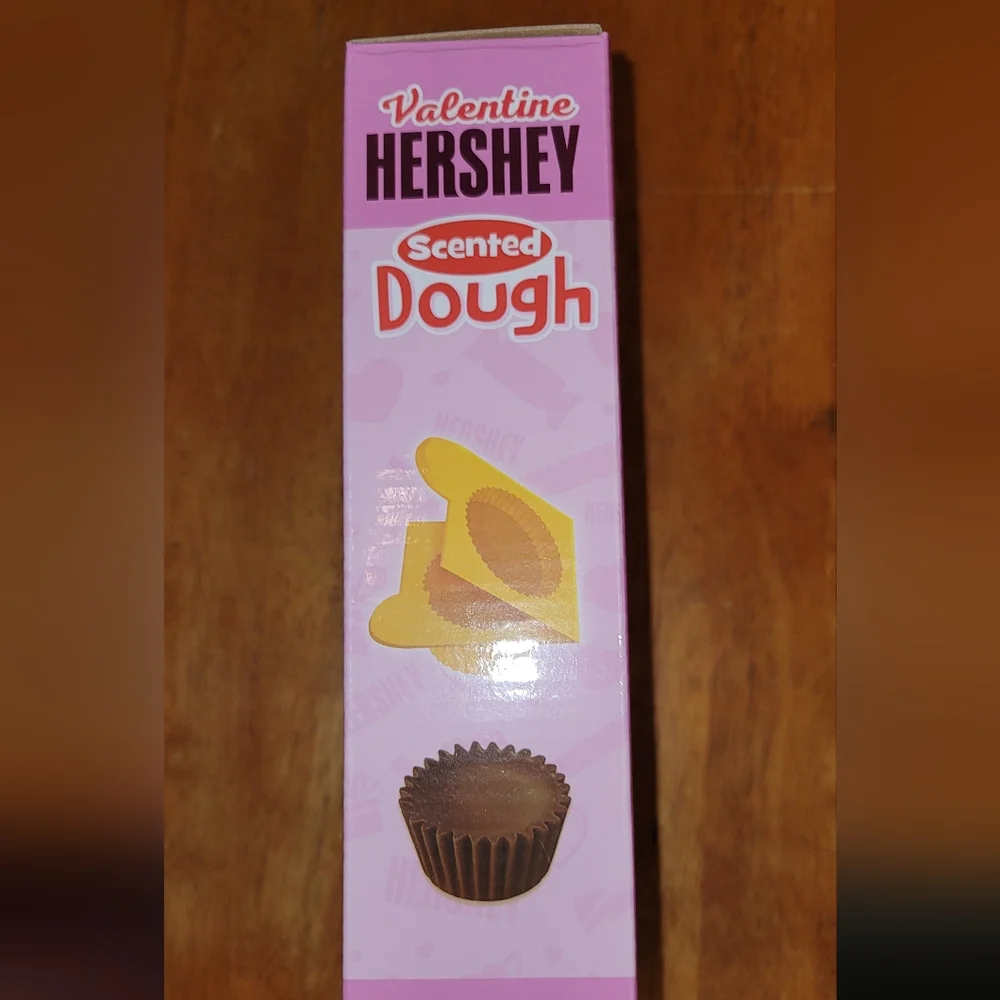 Hershey Scented Dough Set with Molds Fun To Play